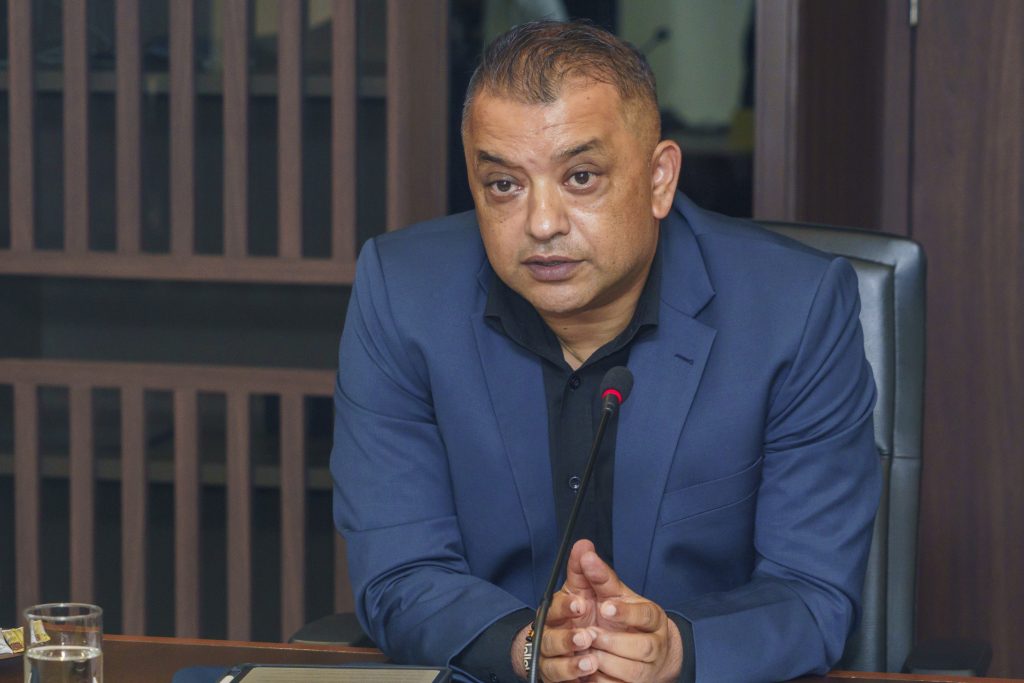 अधिनायकवादी सत्ताले नागरिकको मुख थुन्नु अनौठो होइन: गगन थापा