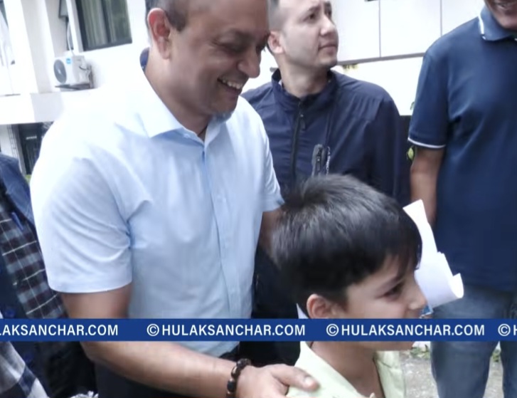 नेपाली कांग्रेस कार्यलय सानेपामा बालककाे गगन क्रेज।
